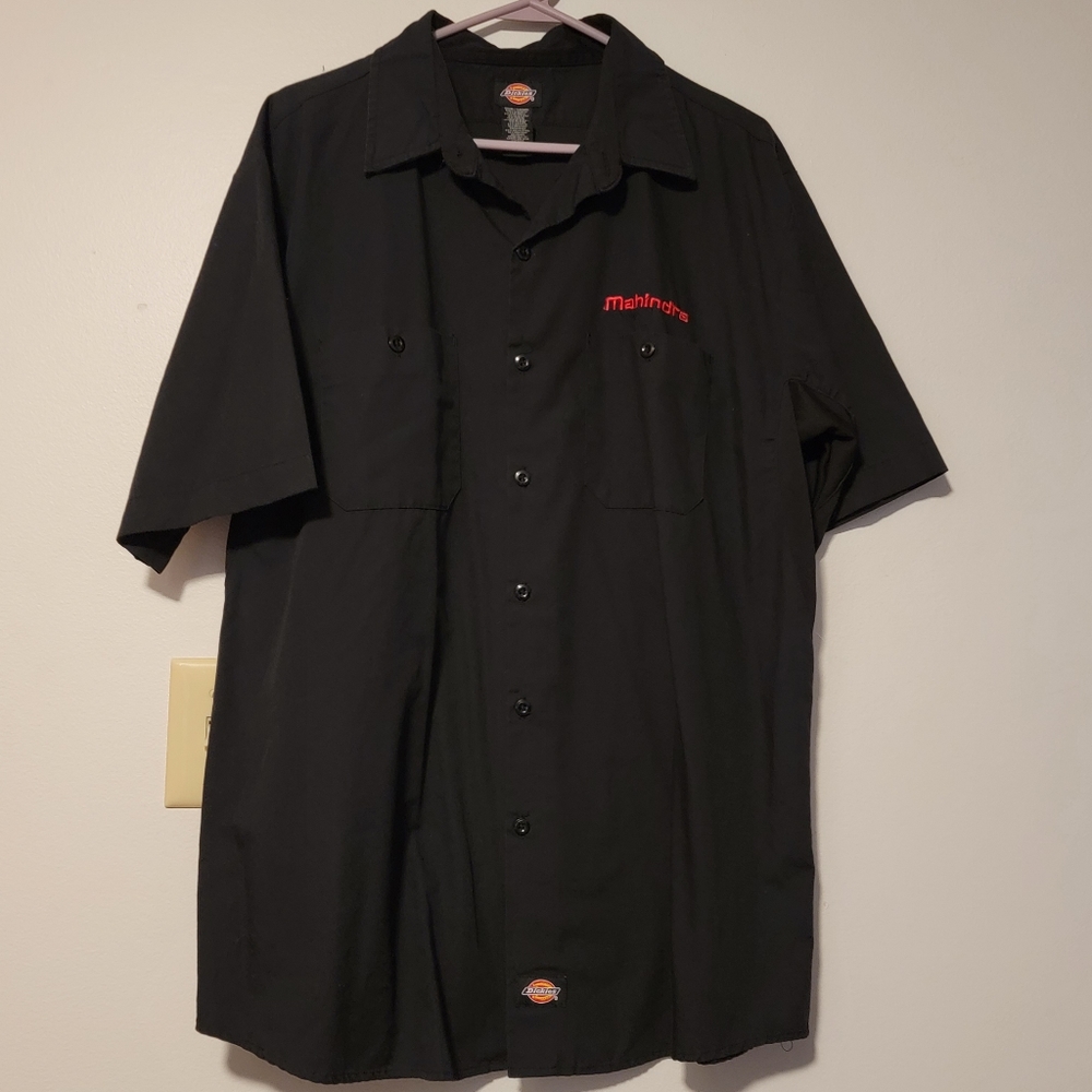 Dickies Mahindra Short Sleeve Button Up!